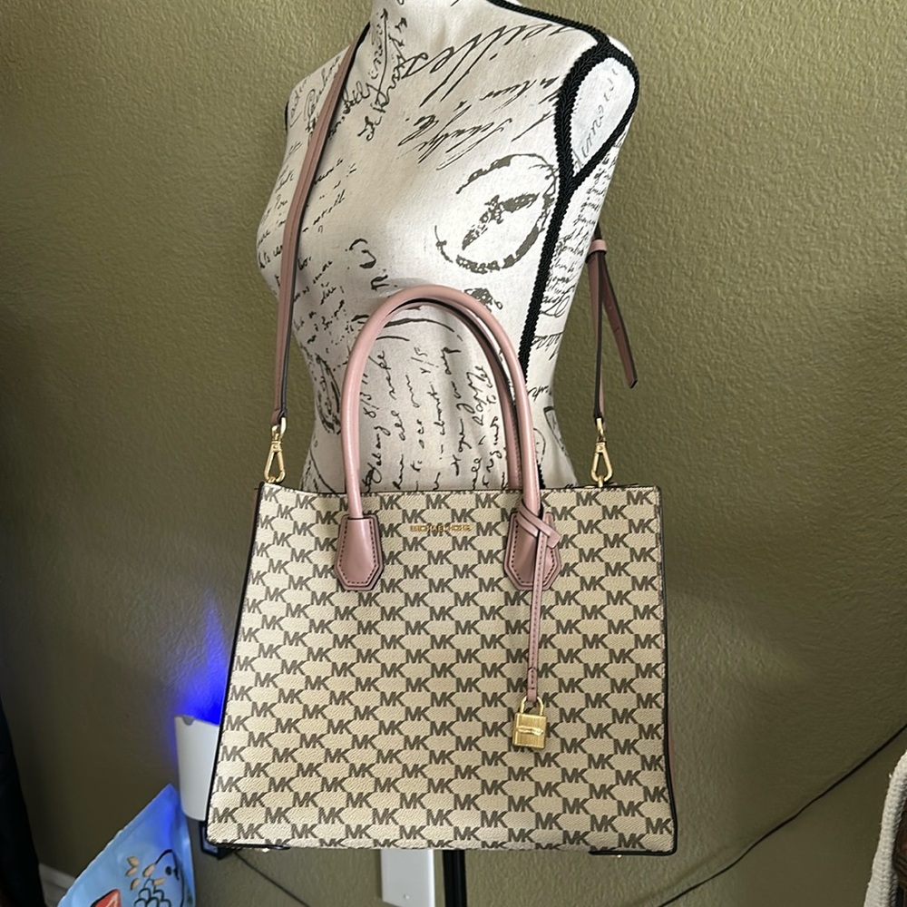 Michael Kors Mercer Tote